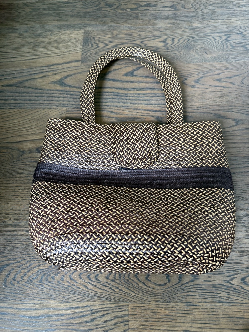 Woven Straw-Style Tote Bag in Black and Tan like new.